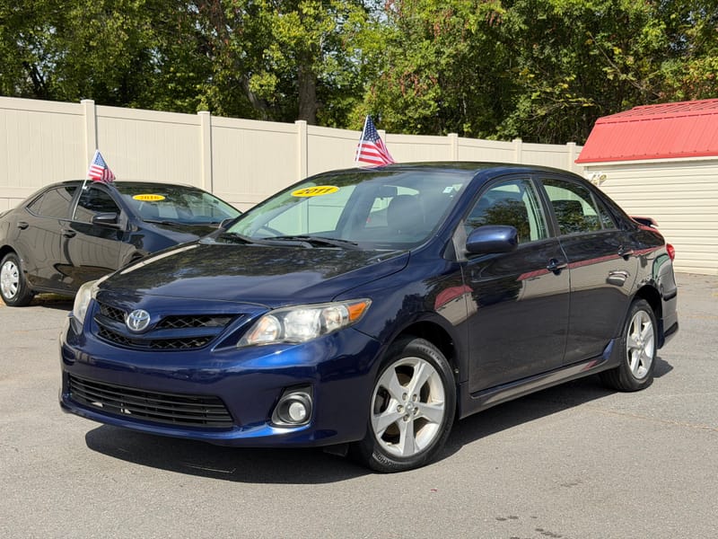 2011 TOYOTA COROLLA S - TOY560642B