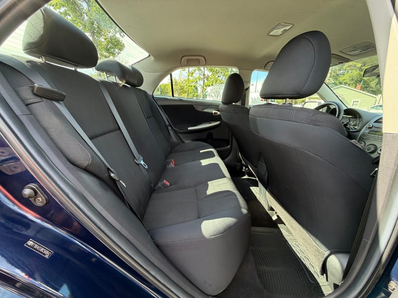 2011 TOYOTA COROLLA S - TOY560642B