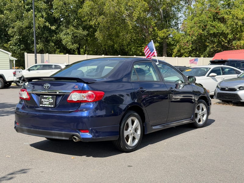 2011 TOYOTA COROLLA S - TOY560642B
