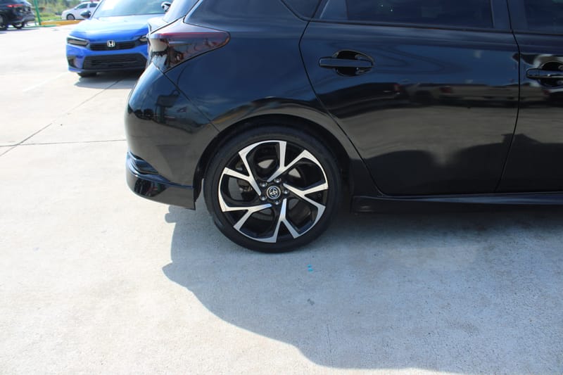 2018 TOYOTA COROLLA IM - TOY561622B