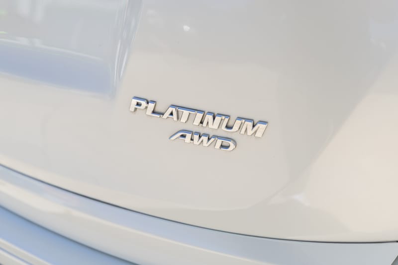 2017 TOYOTA RAV4 PLATIMU - TOY564094