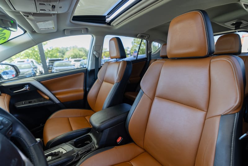 2017 TOYOTA RAV4 PLATIMU - TOY564094