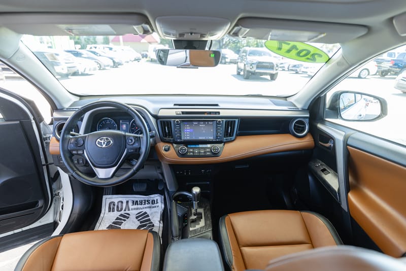 2017 TOYOTA RAV4 PLATIMU - TOY564094