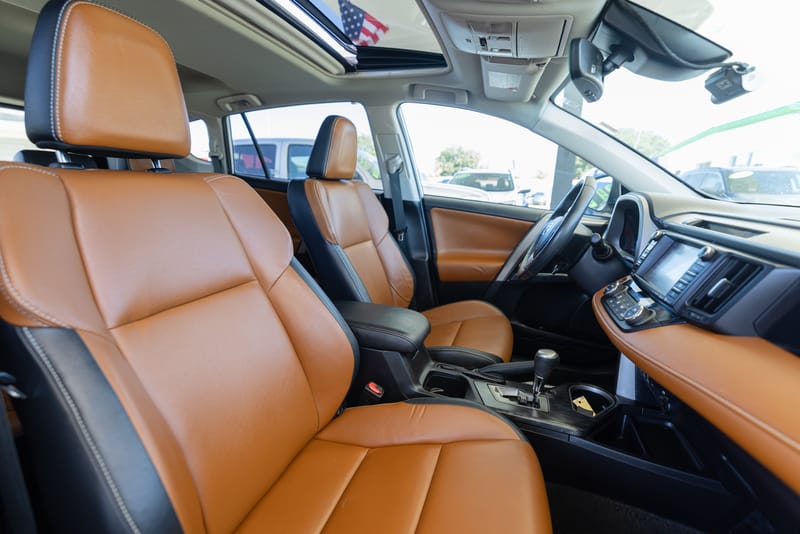 2017 TOYOTA RAV4 PLATIMU - TOY564094