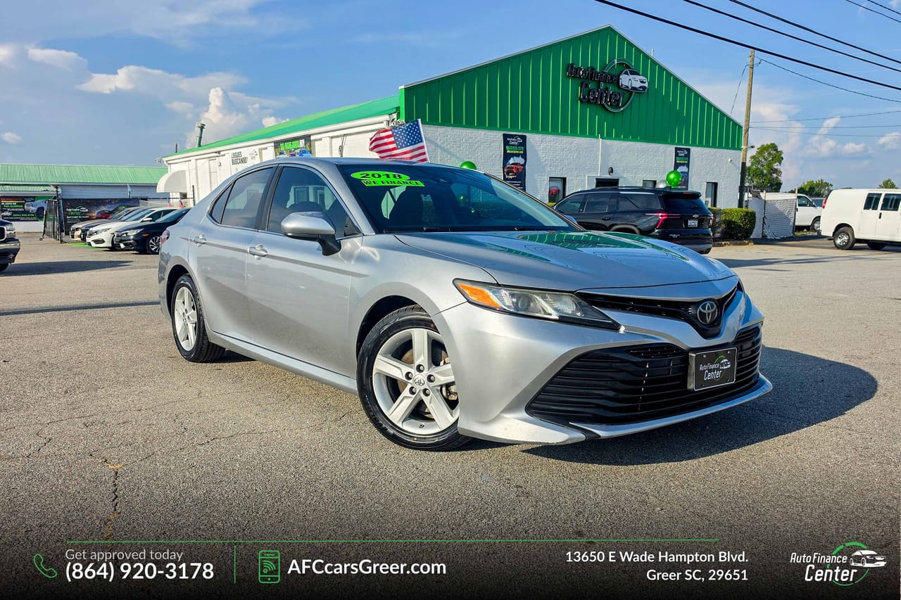 2018 TOYOTA CAMRY LE - TOY590691 — photo 1 of 24
