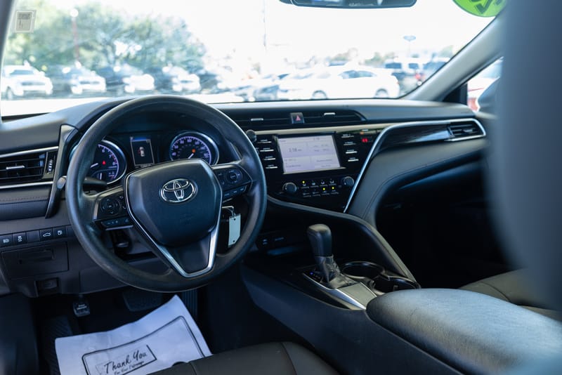 2018 TOYOTA CAMRY LE - TOY602517B