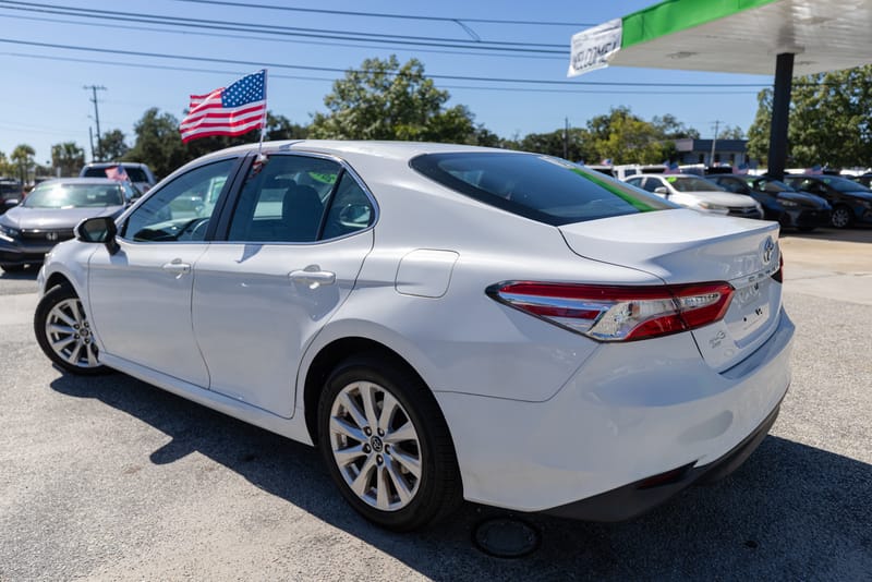 2018 TOYOTA CAMRY LE - TOY602517B