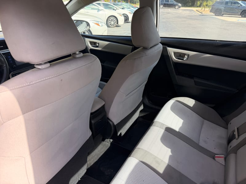 2017 TOYOTA COROLLA SE - TOY607983B