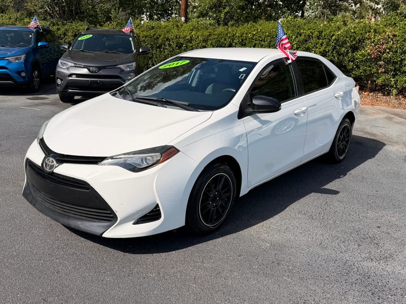 2017 TOYOTA COROLLA SE - TOY607983B