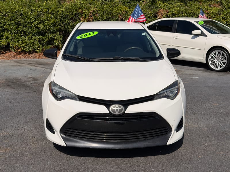 2017 TOYOTA COROLLA SE - TOY607983B