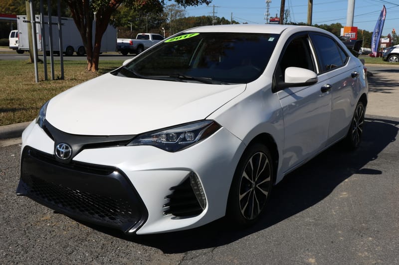 2017 TOYOTA COROLLA SE - TOY620891B