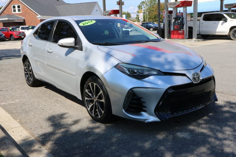 2017 TOYOTA COROLLA SE - TOY627971B