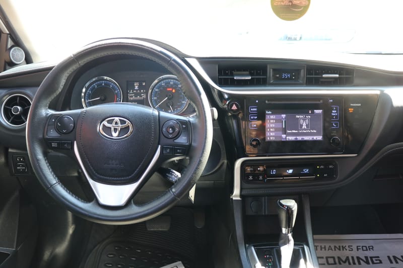 2017 TOYOTA COROLLA SE - TOY627971B