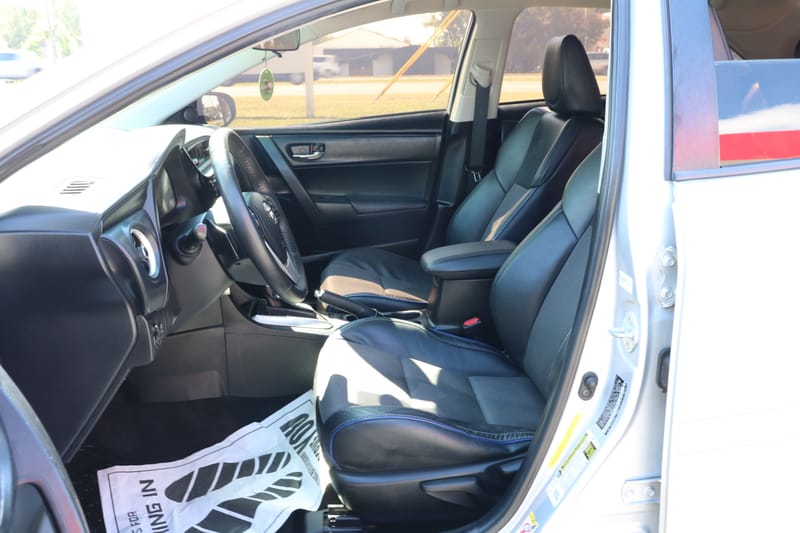 2017 TOYOTA COROLLA SE - TOY627971B