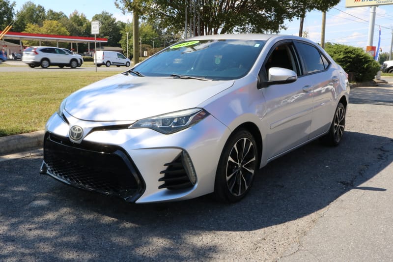 2017 TOYOTA COROLLA SE - TOY627971B