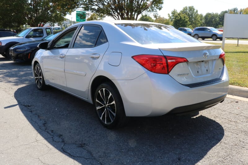 2017 TOYOTA COROLLA SE - TOY627971B
