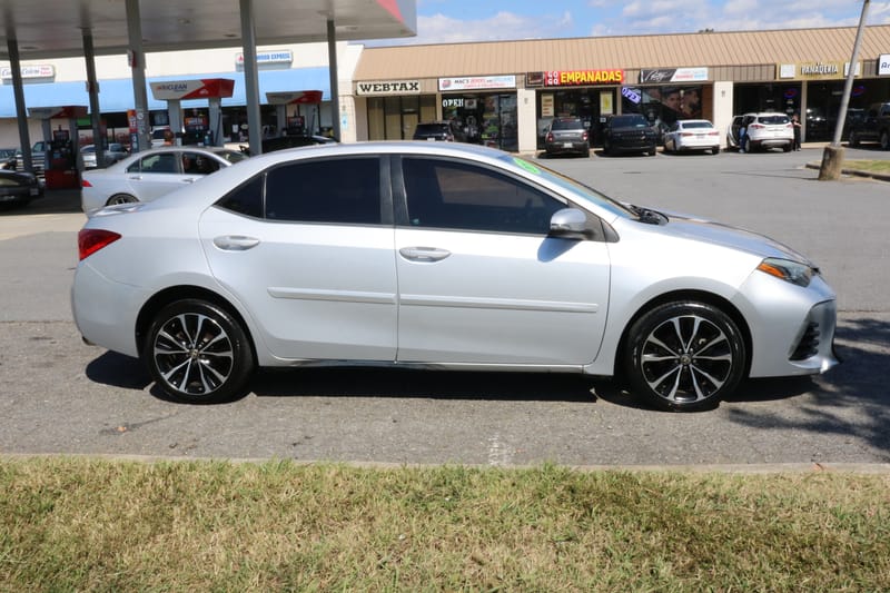 2017 TOYOTA COROLLA SE - TOY627971B