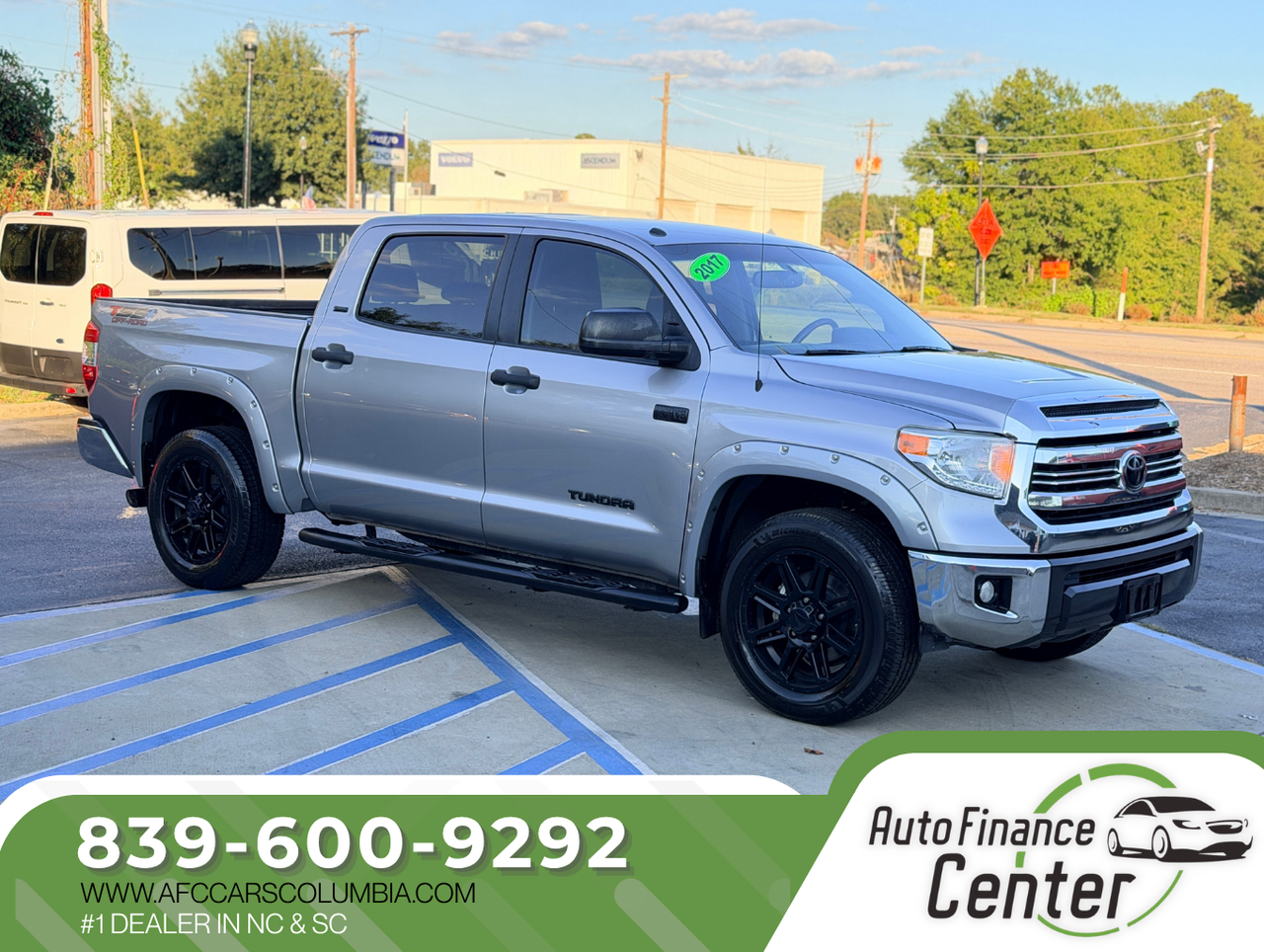 2017 TOYOTA TUNDRA SR5 - TOY660000 — photo 1 of 14