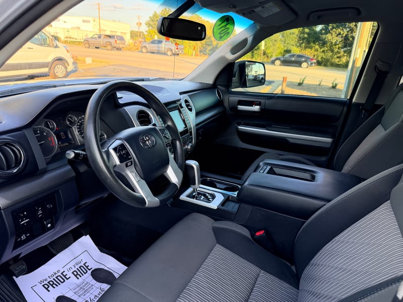 2017 TOYOTA TUNDRA SR5 - TOY660000
