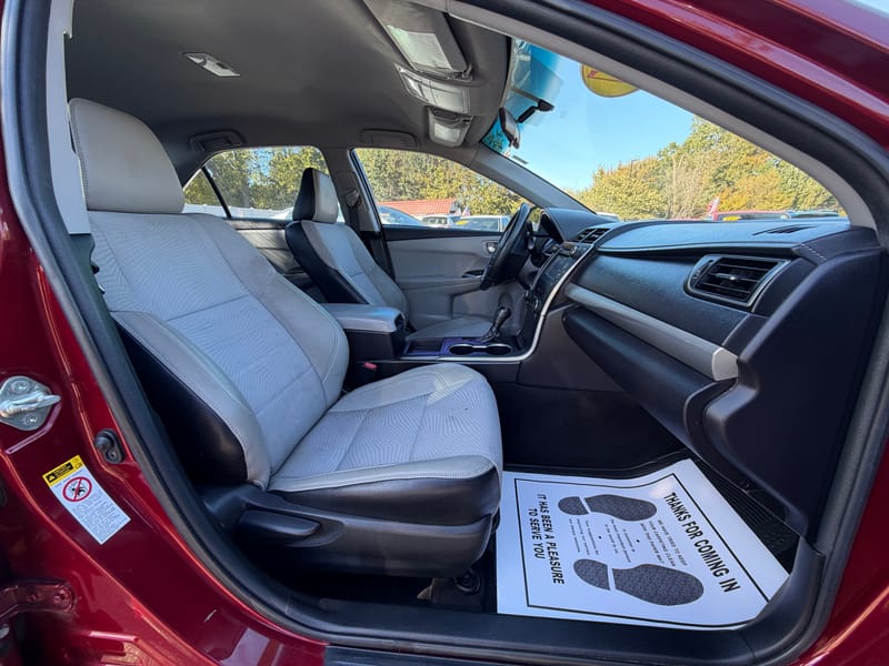 2017 TOYOTA CAMRY SE - TOY662606