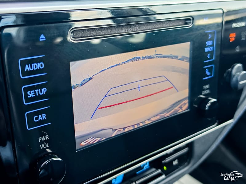 2017 TOYOTA COROLLA SE - TOY688986B