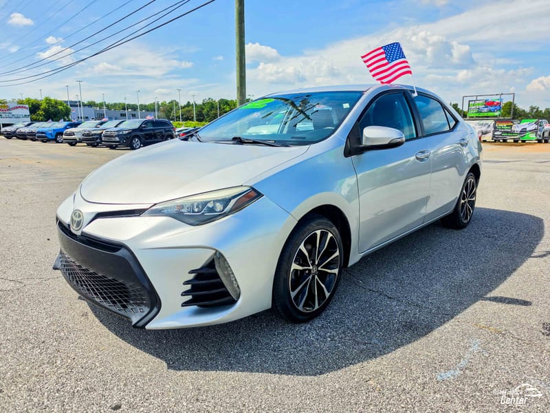 2017 TOYOTA COROLLA SE - TOY688986B