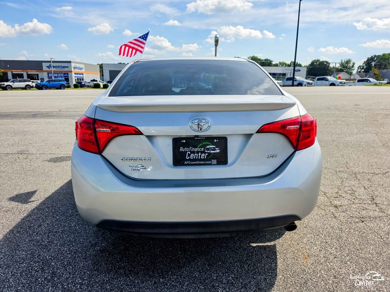 2017 TOYOTA COROLLA SE - TOY688986B