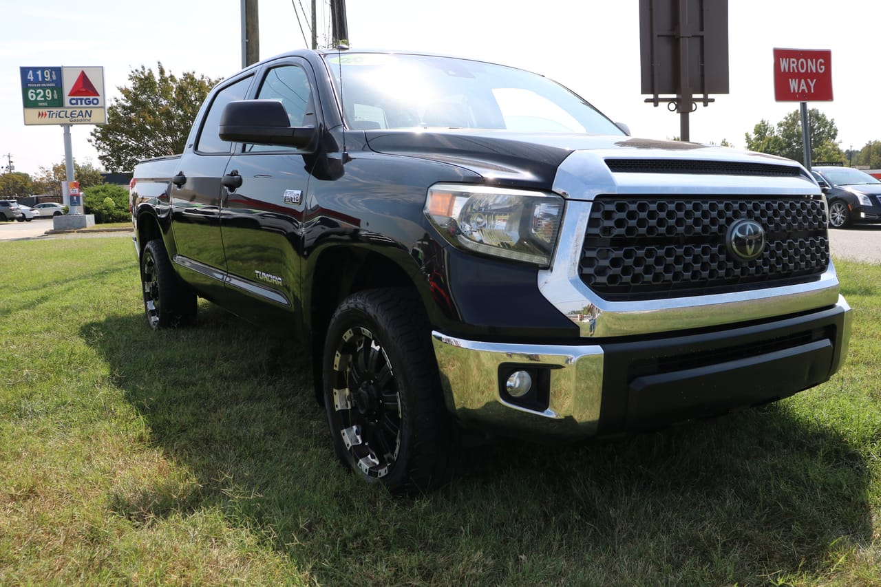 2018 TOYOTA TUNDRA SR5 - TOY693439 — photo 1 of 18