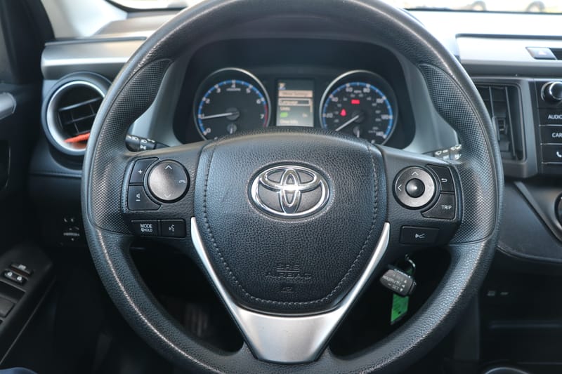 2018 TOYOTA RAV4 LE - TOY702559