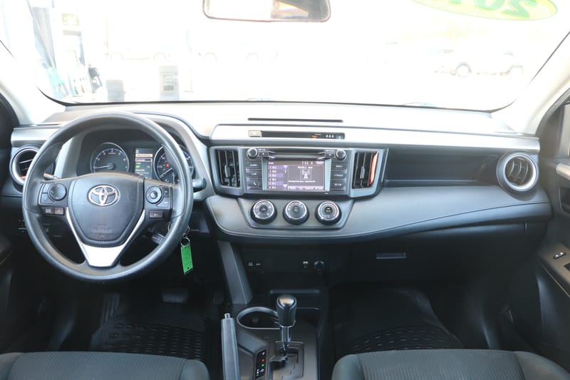 2018 TOYOTA RAV4 LE - TOY702559