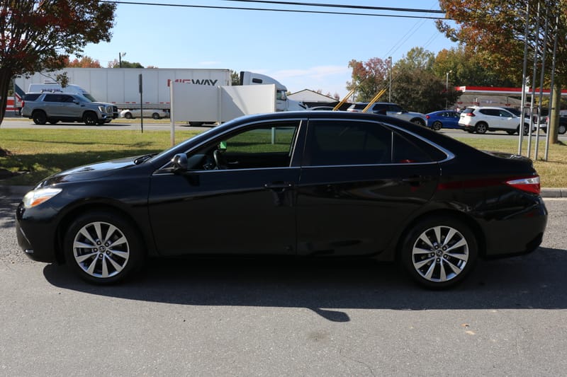 2017 TOYOTA CAMRY XLE - TOY703139