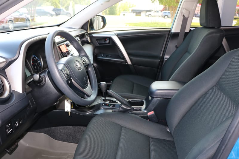 2017 TOYOTA RAV4 LE - TOY703684