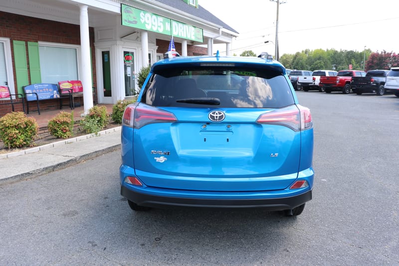 2017 TOYOTA RAV4 LE - TOY703684