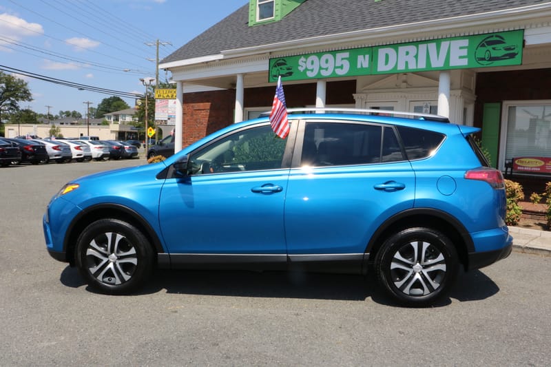 2017 TOYOTA RAV4 LE - TOY703684