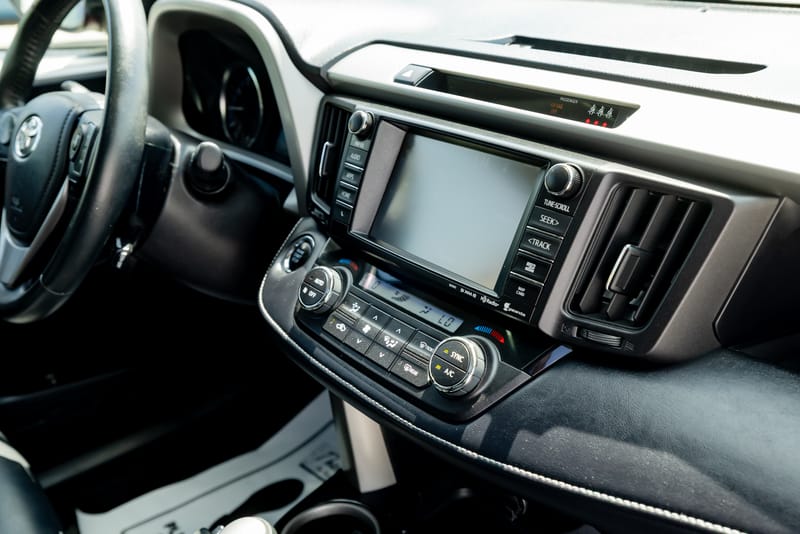 2018 TOYOTA RAV4 LIMITED - TOY710091