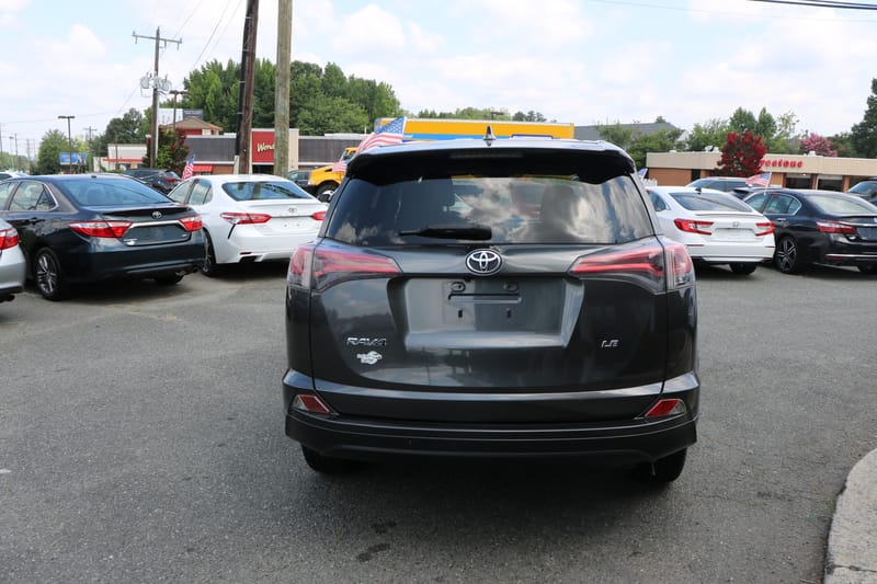 2017 TOYOTA RAV4 LE - TOY719884B