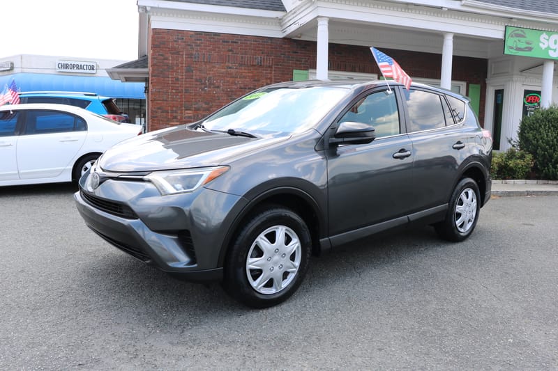 2017 TOYOTA RAV4 LE - TOY719884B