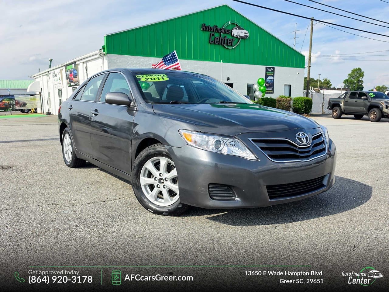 2011 TOYOTA CAMRY LE - TOY720500D — photo 1 of 20