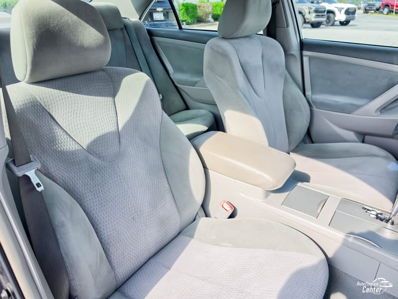 2011 TOYOTA CAMRY LE - TOY720500D