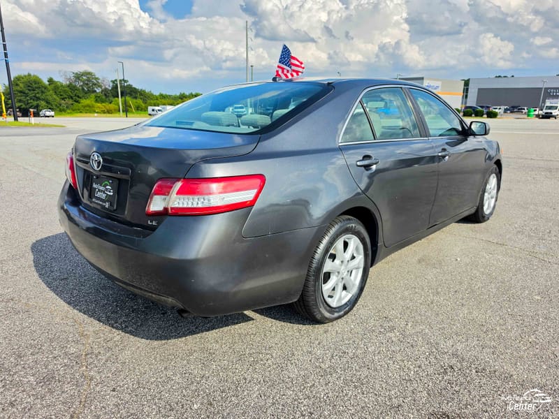 2011 TOYOTA CAMRY LE - TOY720500D