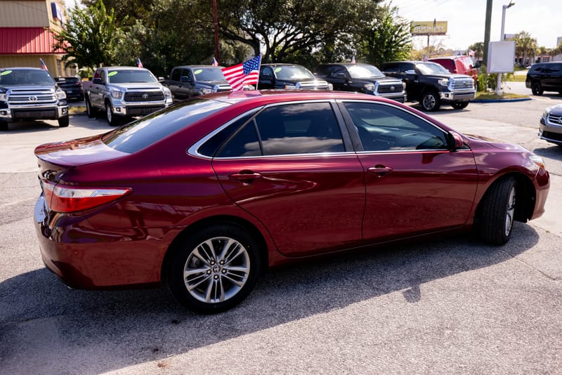 2017 TOYOTA CAMRY SE - TOY724188