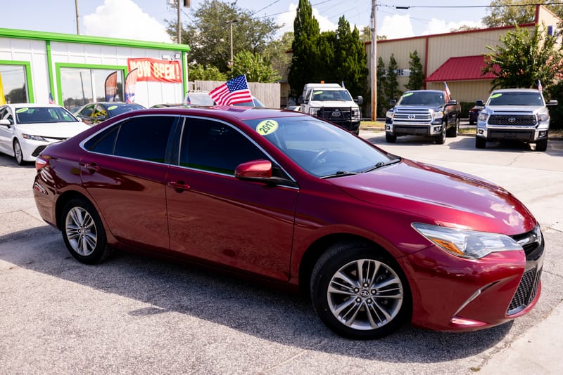 2017 TOYOTA CAMRY SE - TOY724188