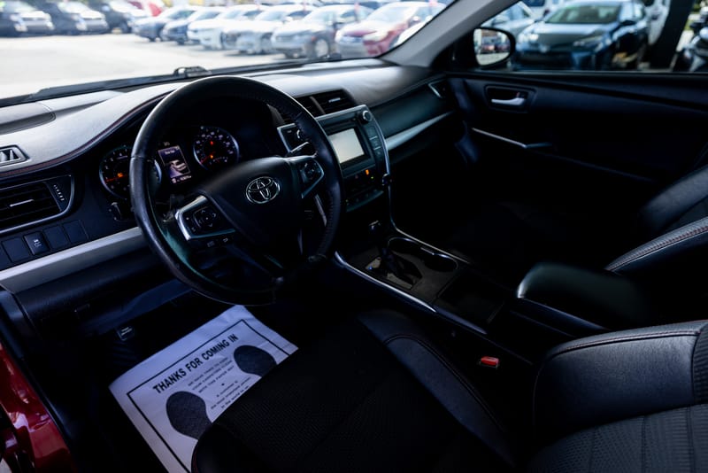 2017 TOYOTA CAMRY SE - TOY724188