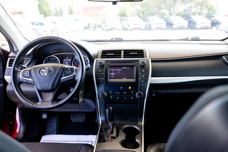 2017 TOYOTA CAMRY SE - TOY724188