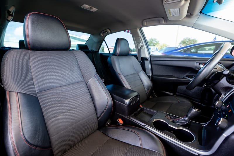 2017 TOYOTA CAMRY SE - TOY724188