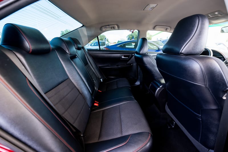 2017 TOYOTA CAMRY SE - TOY724188