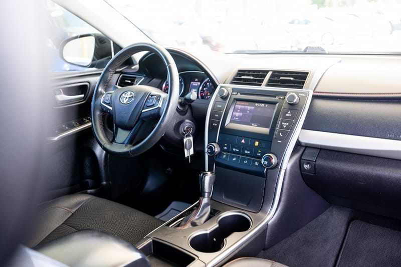 2017 TOYOTA CAMRY SE - TOY724188
