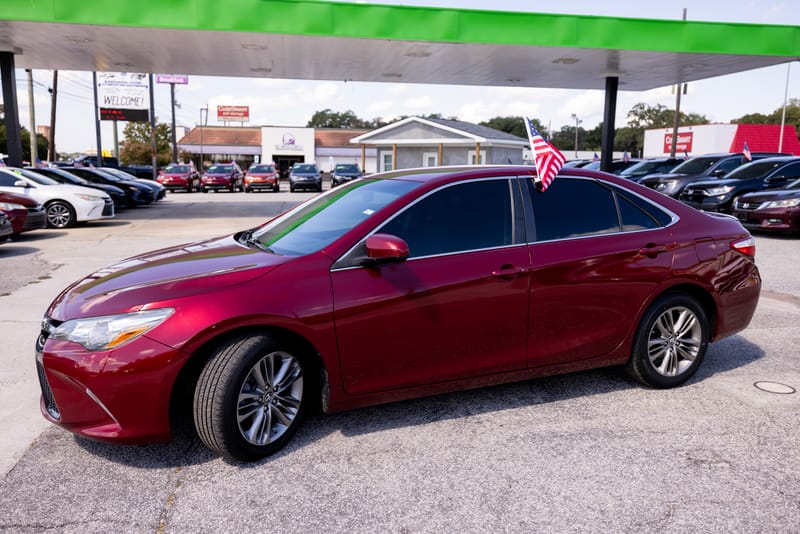2017 TOYOTA CAMRY SE - TOY724188
