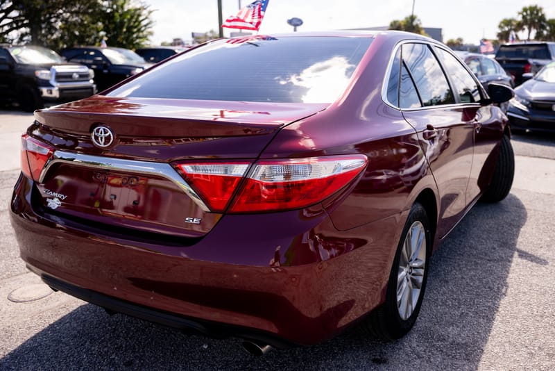 2017 TOYOTA CAMRY SE - TOY724188