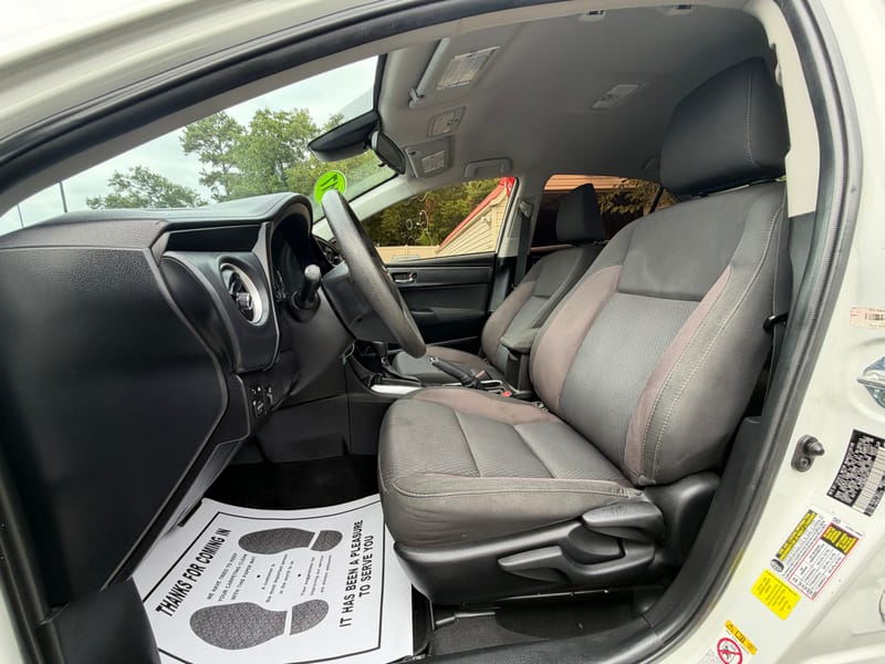 2017 TOYOTA COROLLA LE - TOY724933B